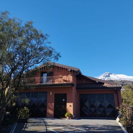 Petite Maison dell'Etna Milo Esterno foto